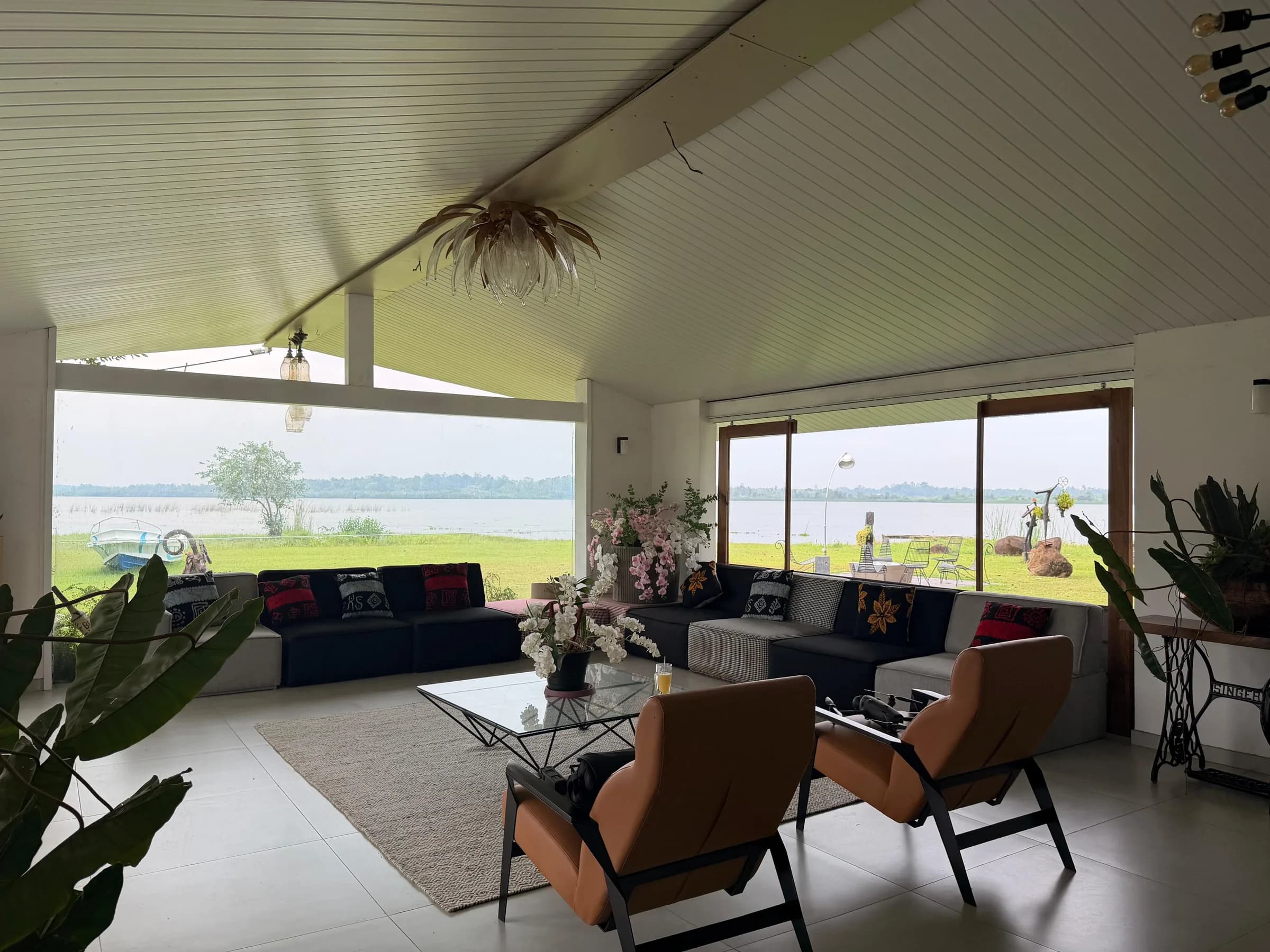 Bolgoda Lake Front Land with Bungalow - Photo 13