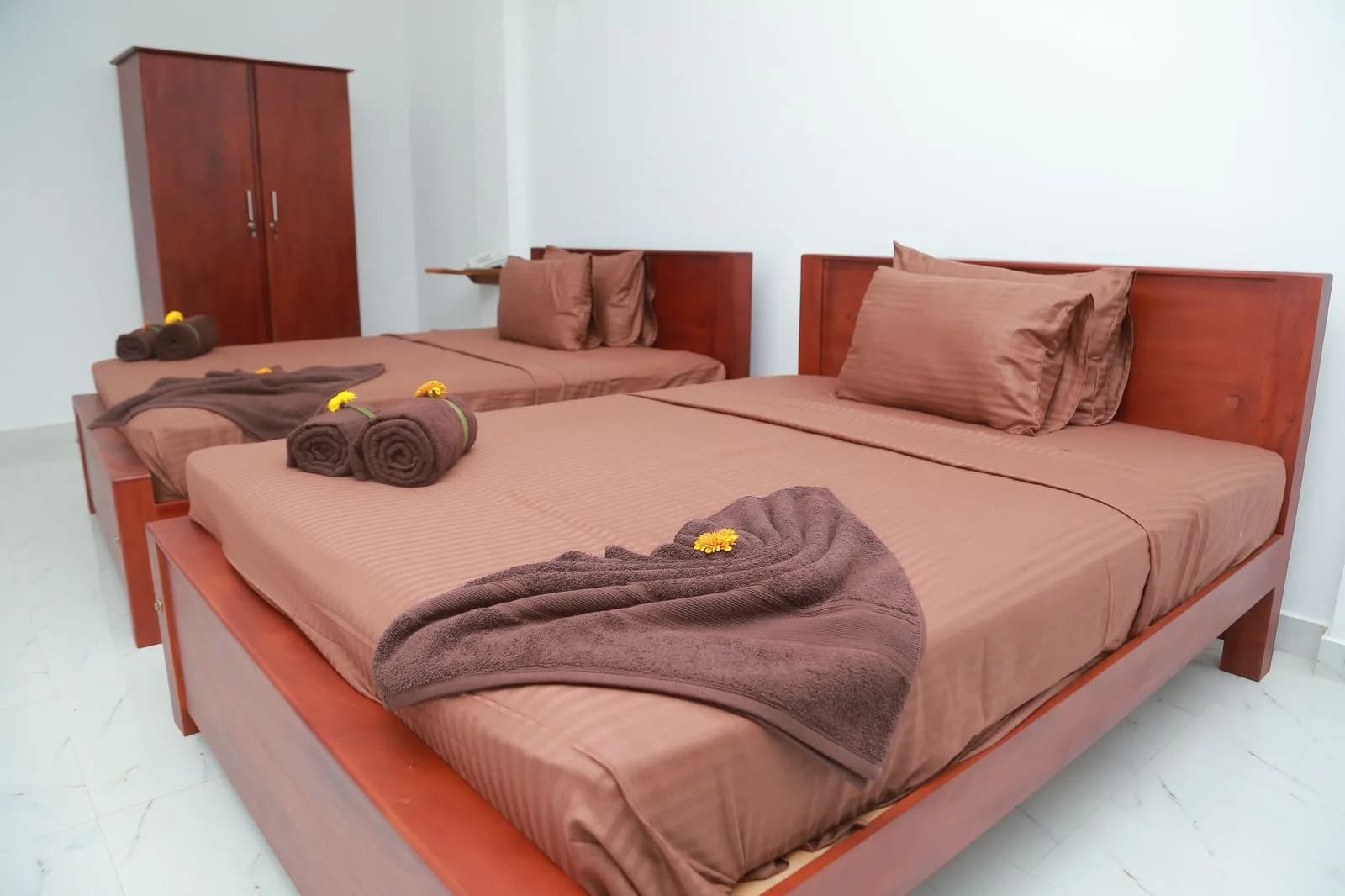 Luxury 19-Bed River Edge Hotel, Bentota - Photo 26