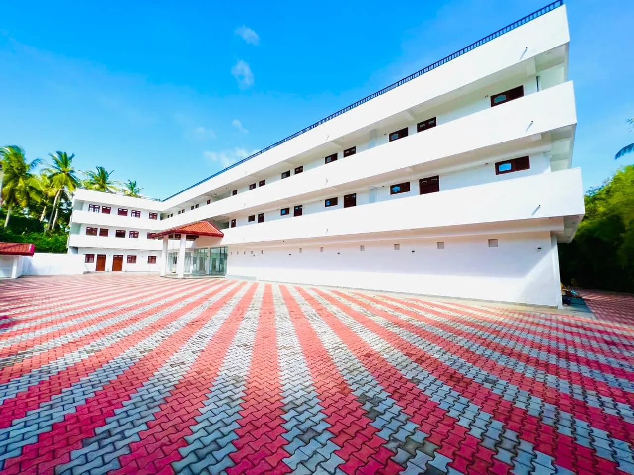 Luxury 19-Bed River Edge Hotel, Bentota - Photo 62